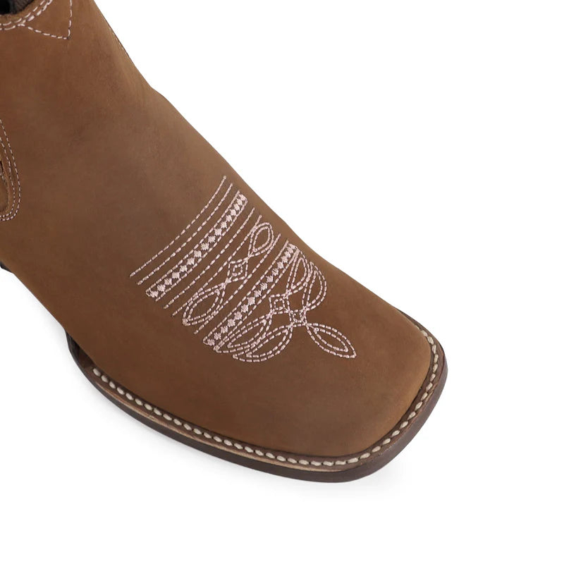 Botin para dama de piel horma Bulldog