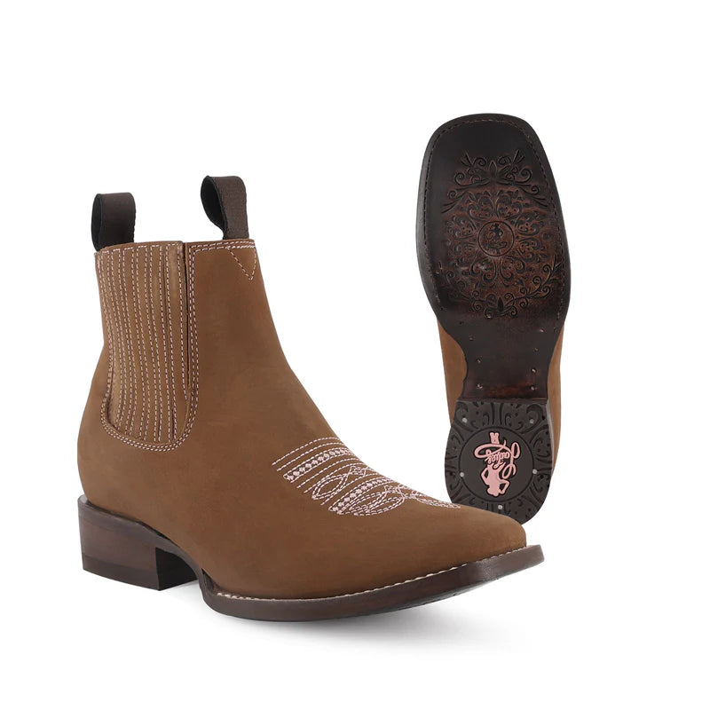 Botin para dama de piel horma Bulldog